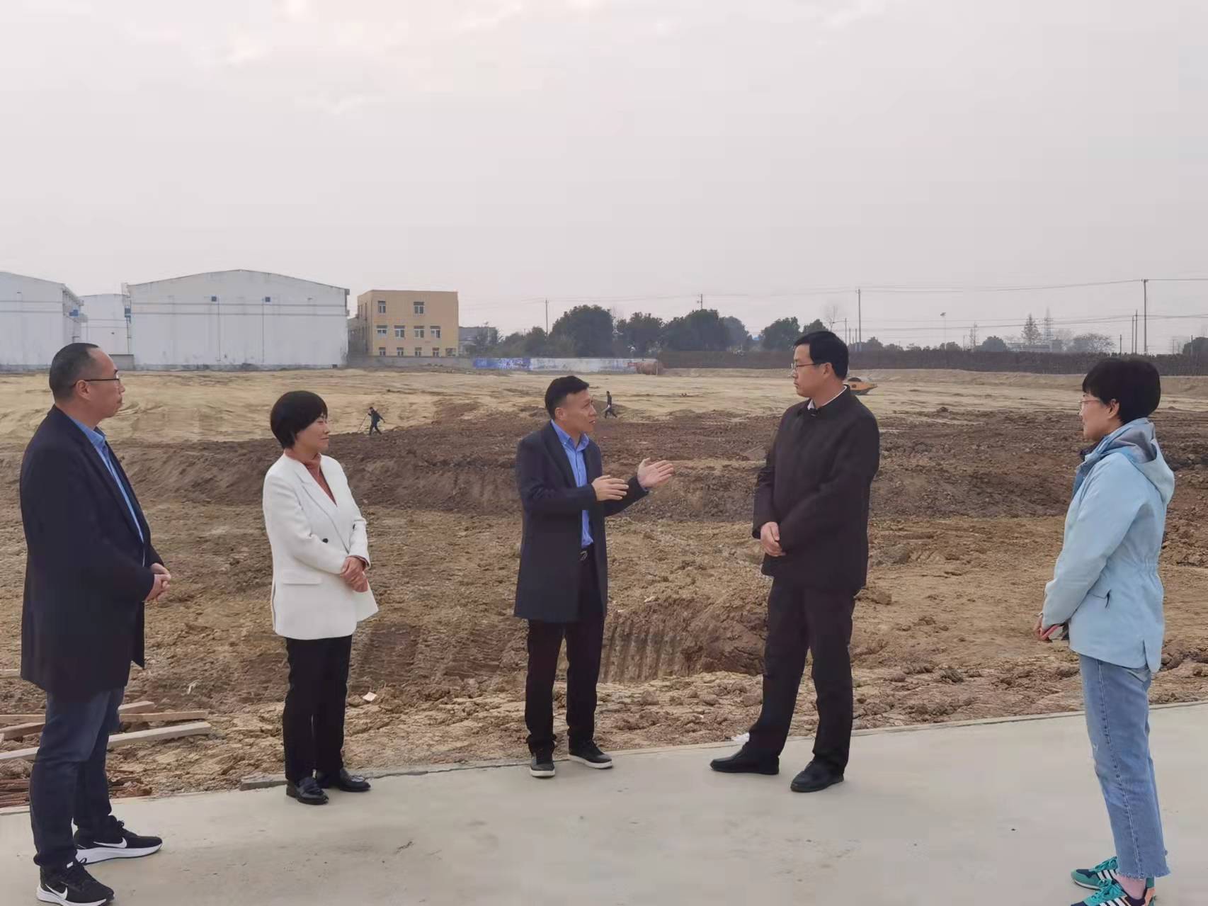 �]���h�h�L(zh��ng)�����һ�е���(��i)��ɭ���²����ǻ۹��S�(xi��ng)Ŀָ��(d��o)����