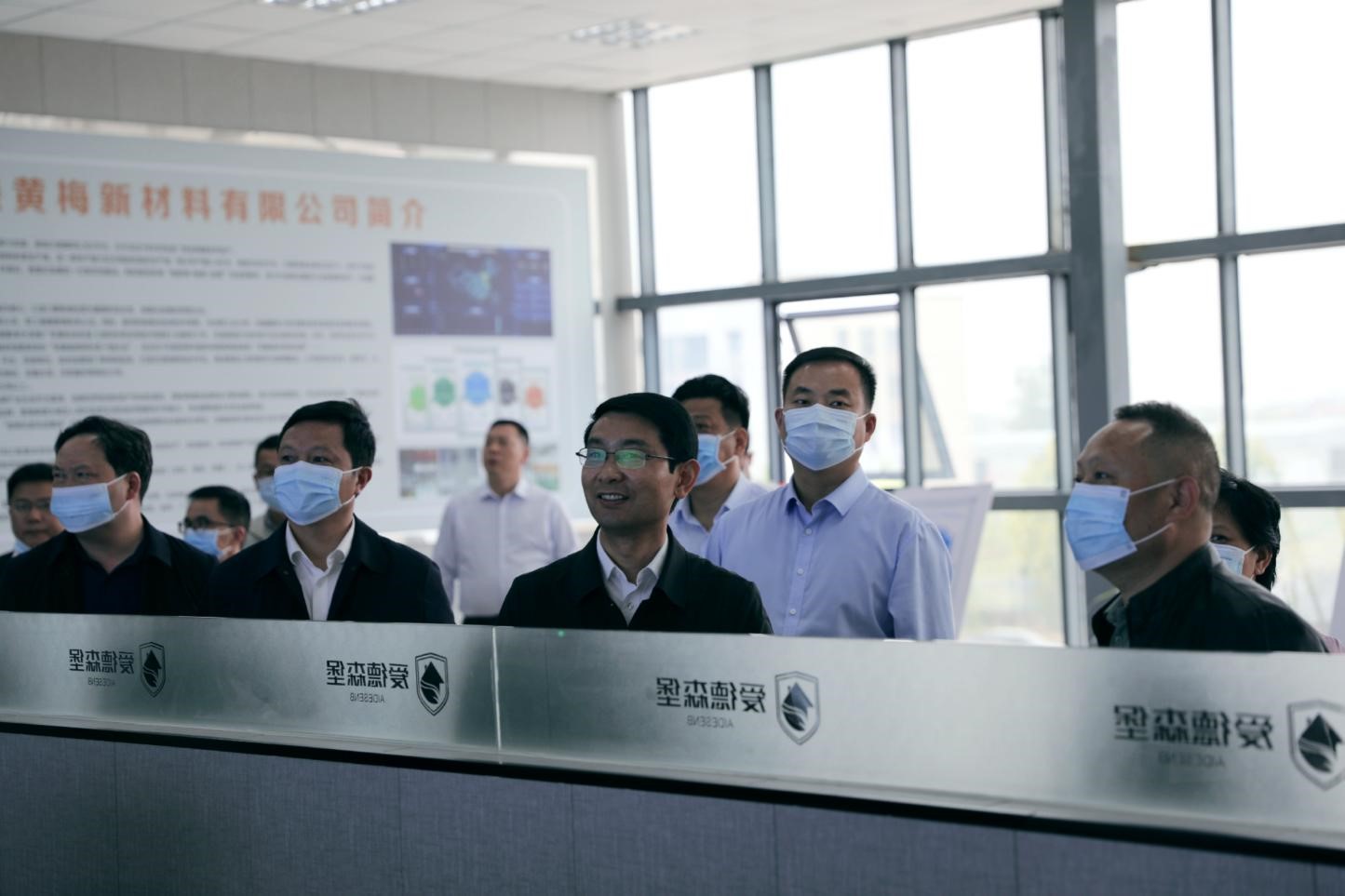 �hί��(sh��)ӛ������һ���W�R��(��i)��ɭ���{(di��o)��